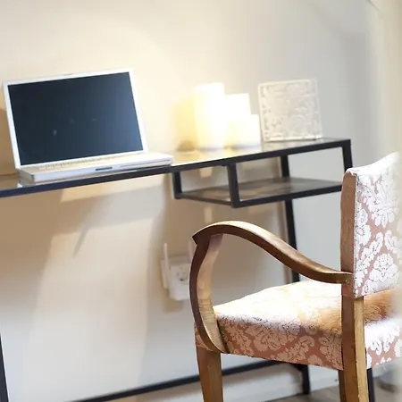 Chez Maud Et Jc Bed and Breakfast *